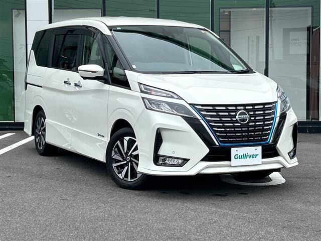セレナ1.2 e-POWER ハイウェイスターV
