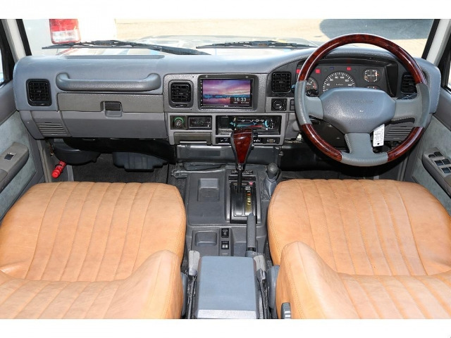 ランドクルーザープラド3.0 EXワイド ディーゼル 4WD