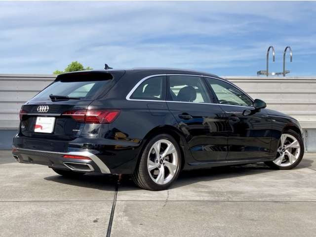 A4アバント40 TDI クワトロ Sライン 4WD