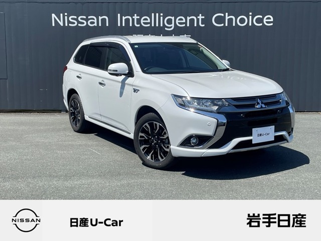 アウトランダーPHEV2.0 G ナビパッケージ 4WD
