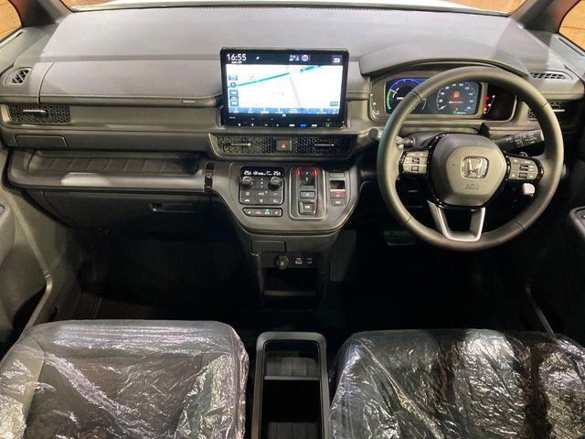 ステップワゴン2.0 e:HEV スパーダ