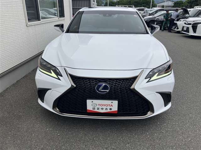 ES300h Fスポーツ