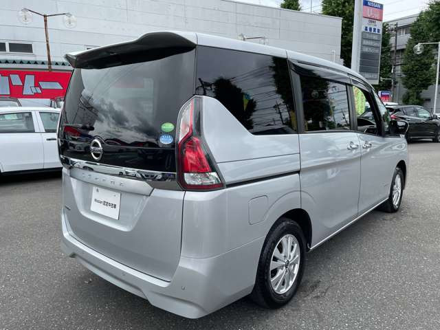セレナ2.0 G 4WD