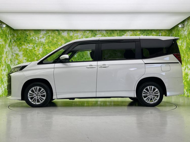 ノア1.8 ハイブリッド S-G E-Four 4WD