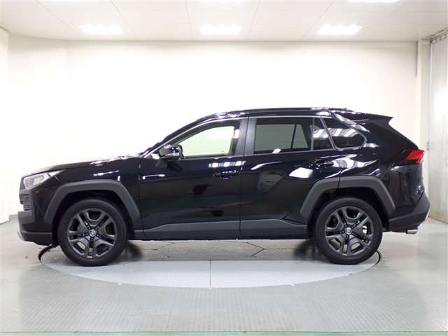 RAV42.0 アドベンチャー 4WD