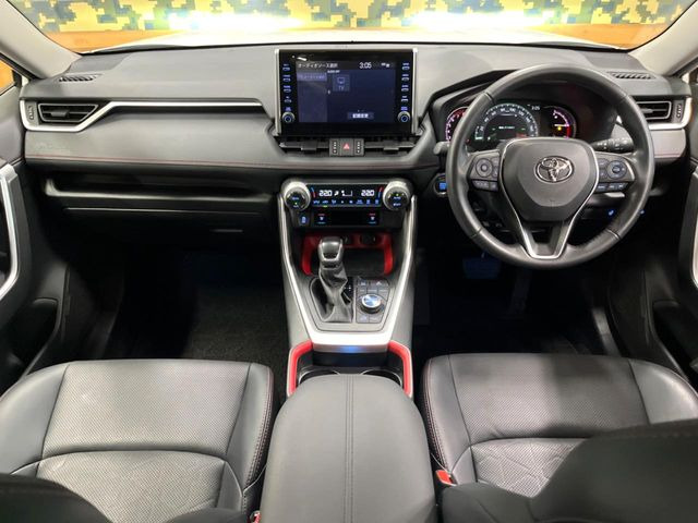 RAV42.0 アドベンチャー オフロードパッケージ 4WD