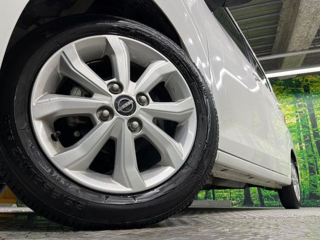 �y����14�C���`�A���~�z�C�[���z�O�ςɃ}�b�`���������A���~�z�C�[���𑕒����Ă���܂��B�e��ЊO�A���~�z�C�[����A�X�^�b�h���X�^�C�����戵�����Ă���܂��B���񂲑��k����������