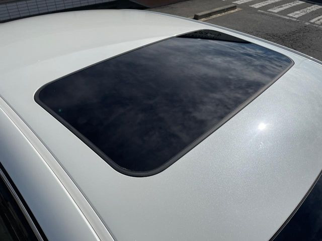 クラウンアスリートハイブリッド 2.5 S Four 4WD