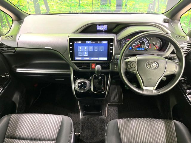 ヴォクシー2.0 ZS 煌