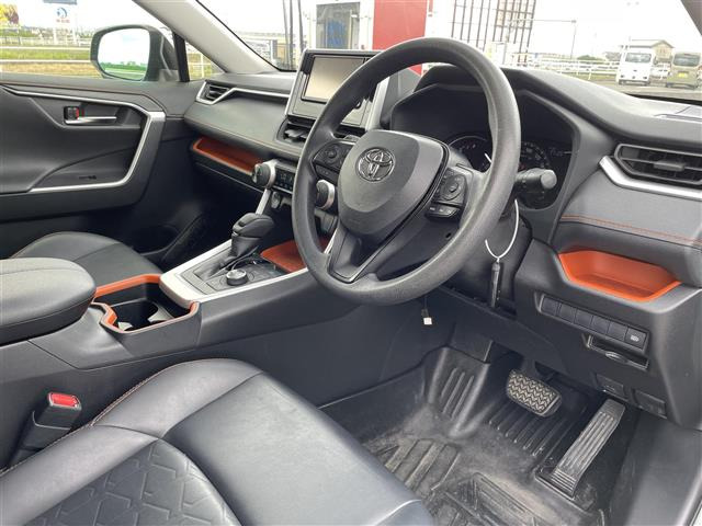 RAV42.0 アドベンチャー 4WD