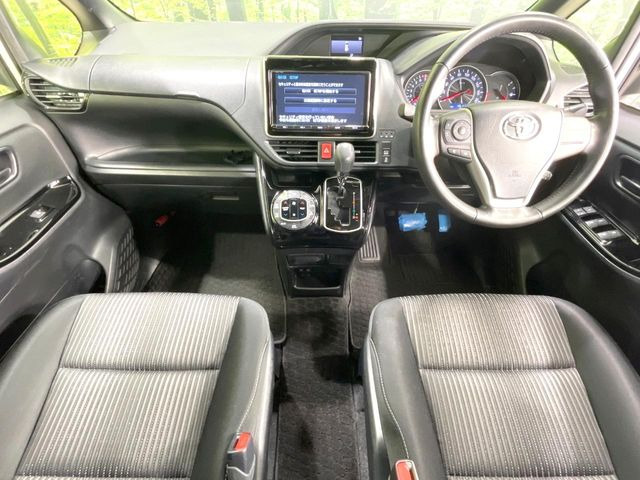 ヴォクシー2.0 ZS