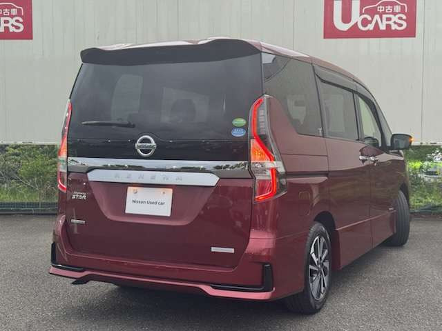 セレナ2.0 ハイウェイスターV