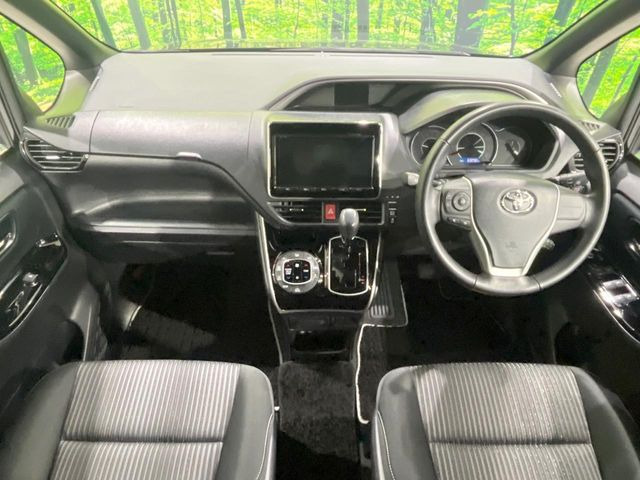 ヴォクシー2.0 ZS 煌