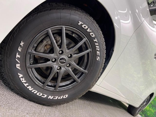 �y16�C���`�A���~�z�C�[���z�O�ςɃ}�b�`�����A���~�z�C�[���𑕒����Ă���܂��B�e��A���~�z�C�[����A�X�^�b�h���X�^�C�����戵�����Ă���܂��B���񂲑��k����������