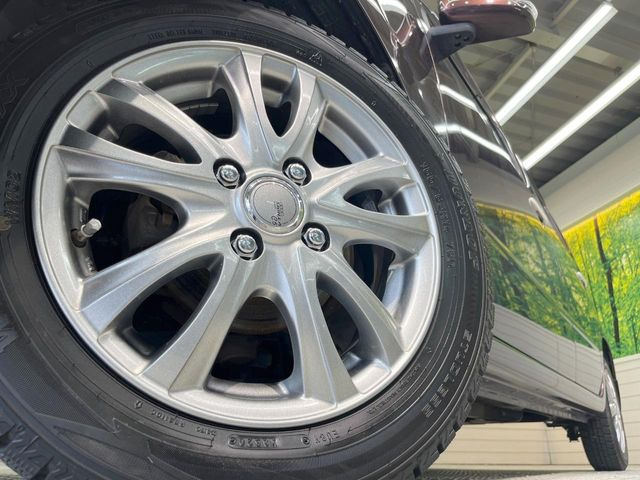 �y14�C���`�A���~�z�C�[���z�O�ςɃ}�b�`�����A���~�z�C�[���𑕒����Ă���܂��B�e��A���~�z�C�[����A�X�^�b�h���X�^�C�����戵�����Ă���܂��B���񂲑��k����������