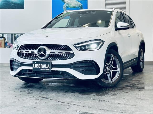 GLAクラスGLA200d 4マチック AMGライン 4WD