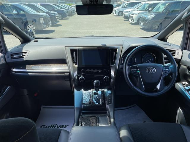 アルファードハイブリッド 2.5 S タイプゴールドII E-Four 4WD