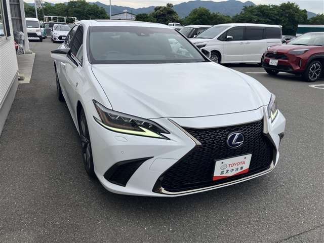 ES300h Fスポーツ