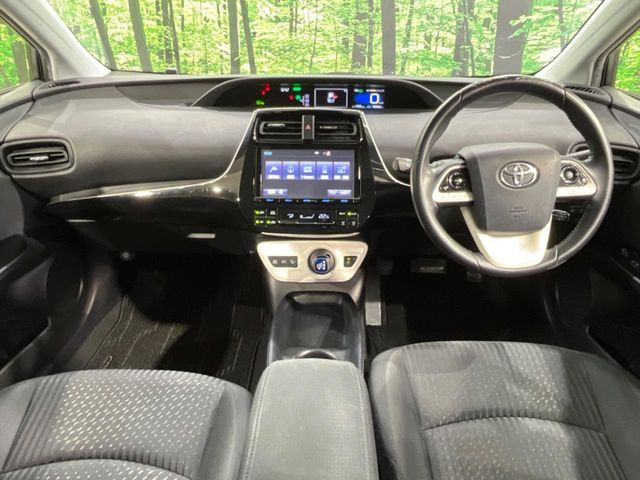 プリウス1.8 S セーフティ プラス