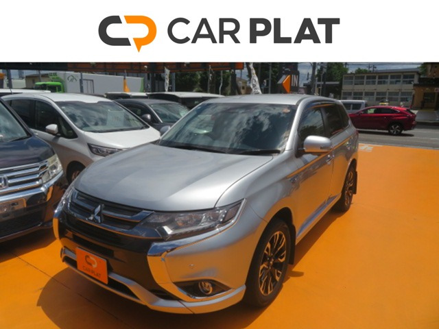 アウトランダーPHEV2.0 G ナビパッケージ 4WD