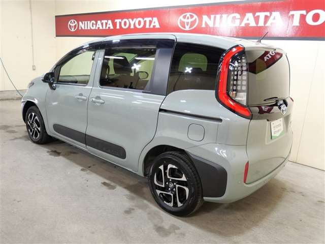 シエンタハイブリッド 1.5 Z E-Four 4WD