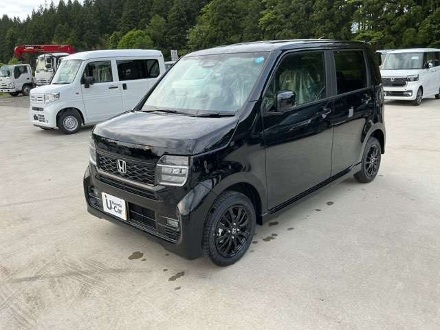 N-WGNカスタムL ブラックスタイル 4WD