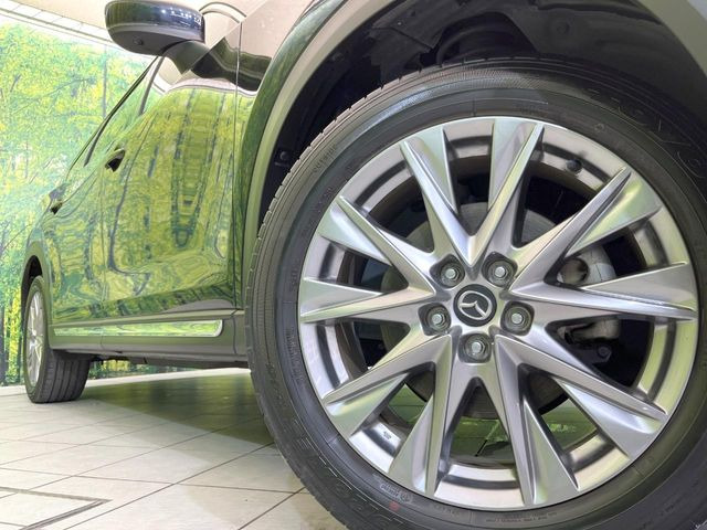 �y����19�C���`�A���~�z�C�[���z�O�ςɃ}�b�`���������A���~�z�C�[���𑕒����Ă���܂��B�e��ЊO�A���~�z�C�[����A�X�^�b�h���X�^�C�����戵�����Ă���܂��B���񂲑��k����������