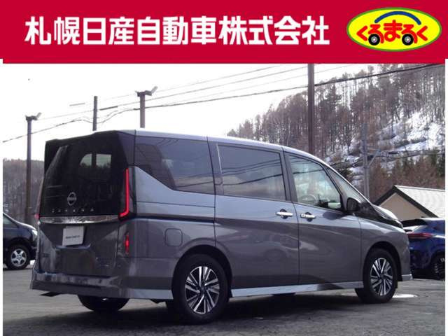 セレナ1.4 e-4ORCE ハイウェイスターV 4WD