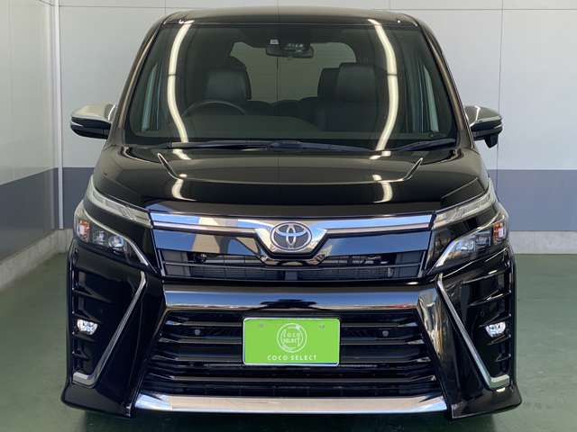 ヴォクシー2.0 ZS 煌III 4WD