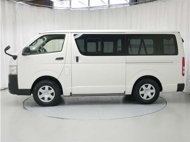 レジアスエース2.8 DX ロング ディーゼル 4WD