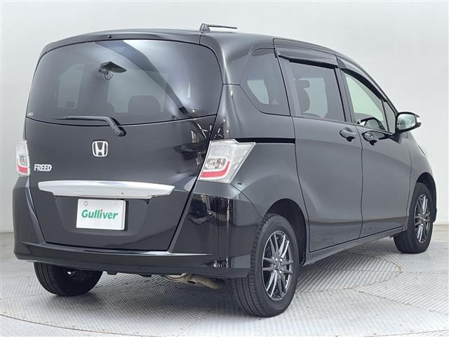 フリード1.5 G ジャストセレクション 4WD