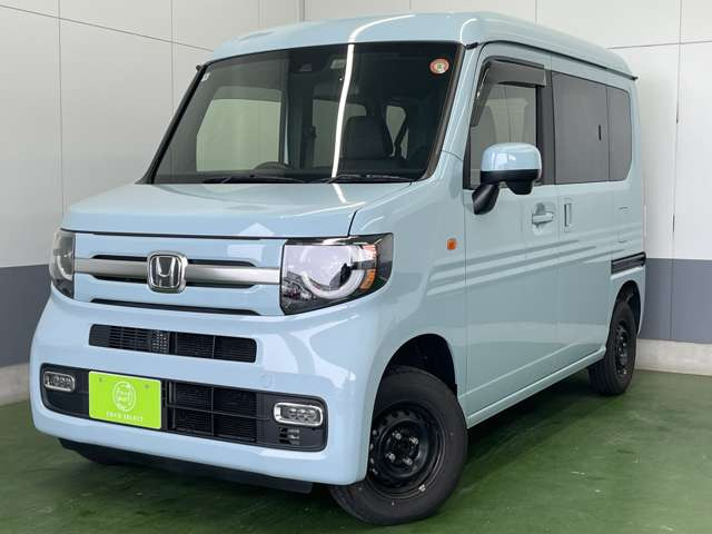N-VAN+スタイル ファン 4WD