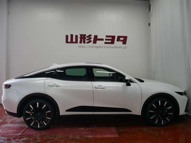 クラウンクロスオーバー2.4 RS E-Four advanced 4WD