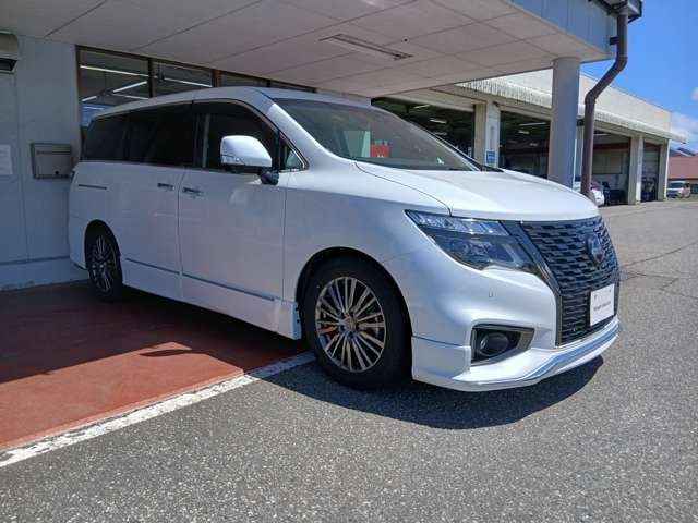 エルグランド3.5 350ハイウェイスター プレミアム アーバンクロム 4WD