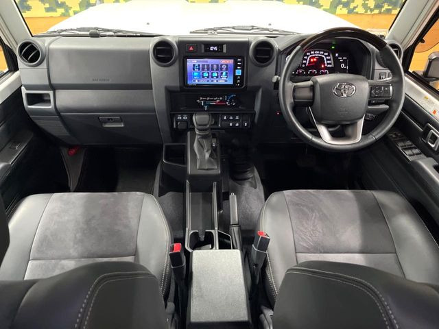 ランドクルーザー702.8 AX ディーゼル 4WD