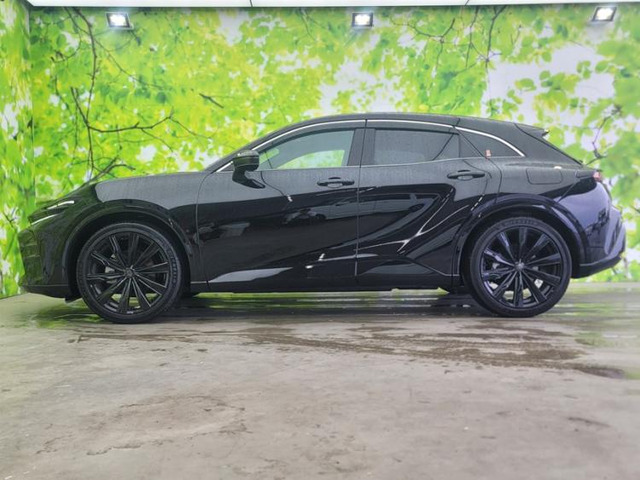 クラウンスポーツ2.5 Z E-Four 4WD