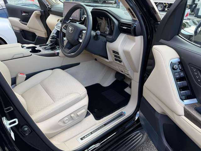 �J���[�w�b�h�A�b�v�f�B�X�v���C(�t�����g�K���X�ɉ^�]�ɕK�v�ȏ�񂪉f���o����܂�)