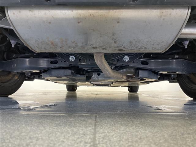 プリウス1.8 U E-Four 4WD