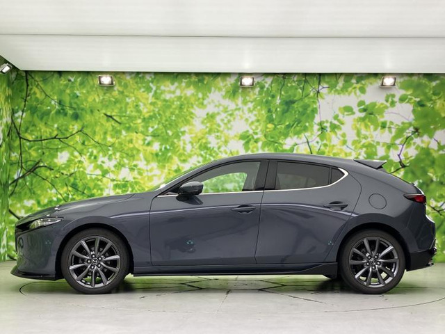MAZDA3ファストバック2.0 20S バーガンディ セレクション