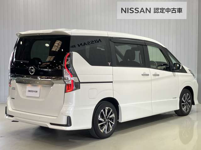 セレナ2.0 ハイウェイスターV