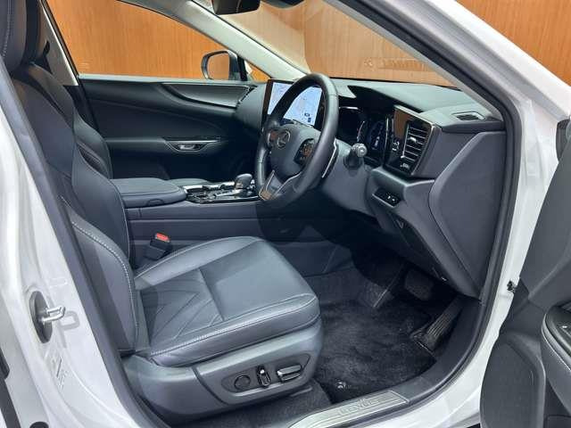 NX350h バージョンL
