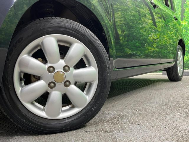 �y����14�C���`�A���~�z�C�[���z�O�ςɃ}�b�`���������A���~�z�C�[���𑕒����Ă���܂��B�e��ЊO�A���~�z�C�[����A�X�^�b�h���X�^�C�����戵�����Ă���܂��B���񂲑��k����������