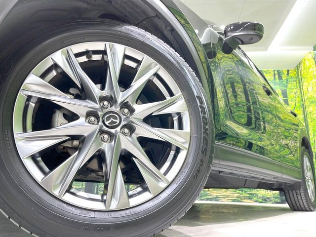 �y����19�C���`�A���~�z�C�[���z�O�ςɃ}�b�`���������A���~�z�C�[���𑕒����Ă���܂��B�e��ЊO�A���~�z�C�[����A�X�^�b�h���X�^�C�����戵�����Ă���܂��B���񂲑��k����������