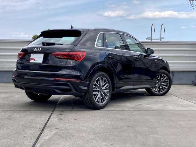 Q335 TDI クワトロ Sライン ディーゼル 4WD