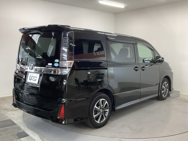ヴォクシー2.0 ZS