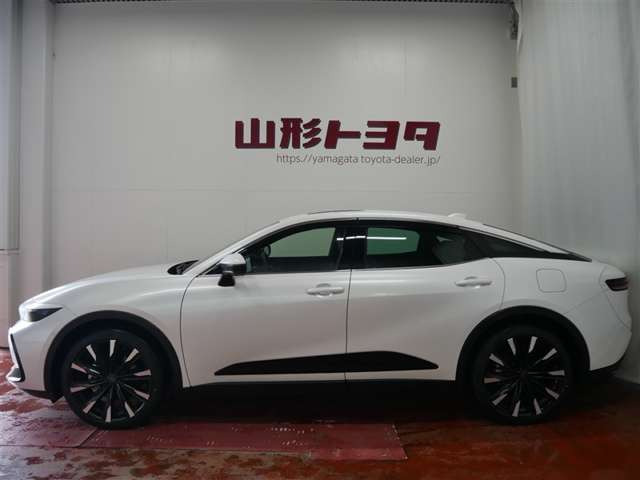 クラウンクロスオーバー2.4 RS E-Four advanced 4WD