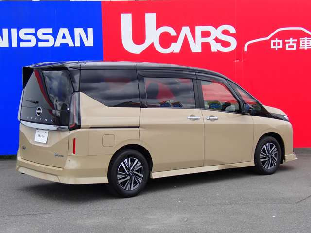 セレナ1.4 e-POWER ハイウェイスターV