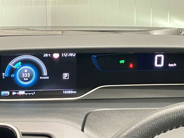 セレナ1.2 e-POWER ハイウェイスターV