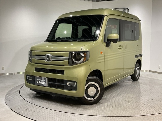 N-VAN+スタイル ファン 4WD