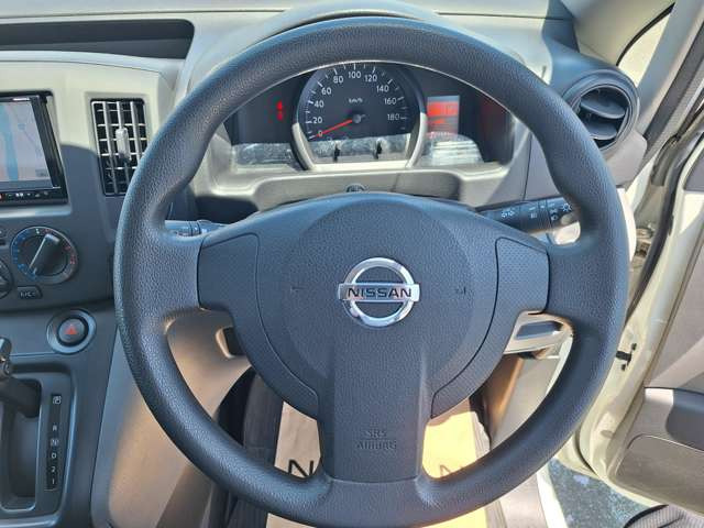NV200バネットバン1.6 GX 4WD
